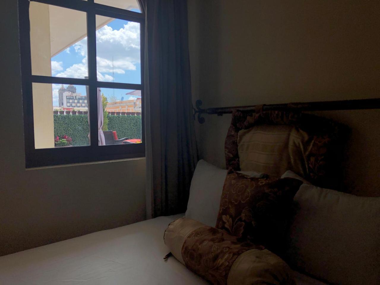Hotel Elena Пуэбла Экстерьер фото